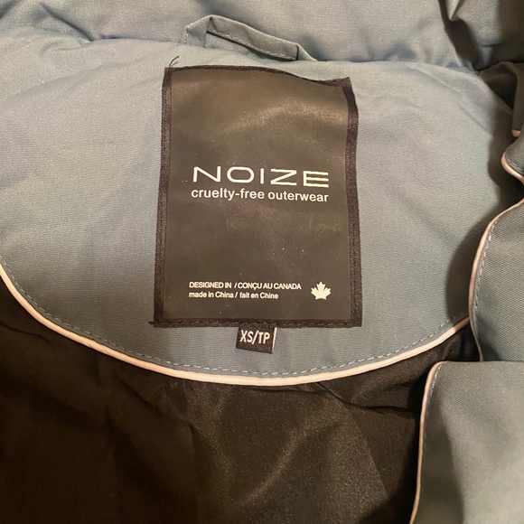 NOIZE quilted winter coat in light blue with faux fur hood trim, size XS - Picture 3 of 13